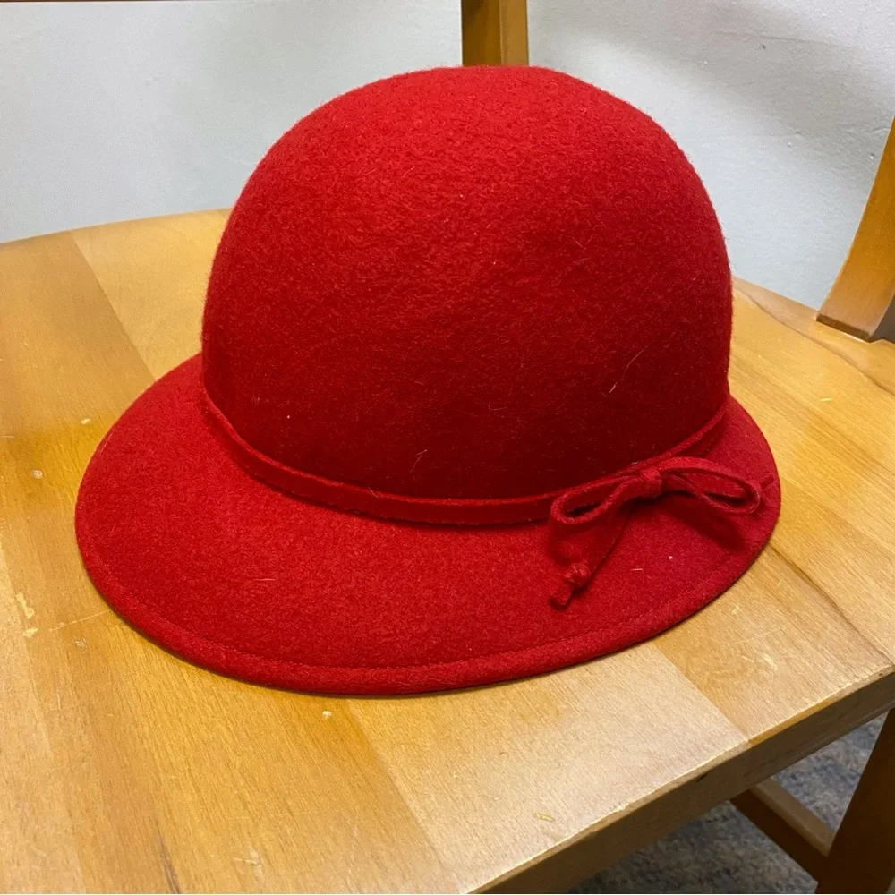 Vintage Red Lancaster Wool Felt Cloche Hat - Picture 7 of 11